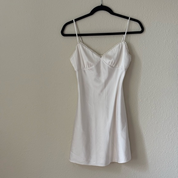 Aritzia White Mini Dress - Picture 1 of 1